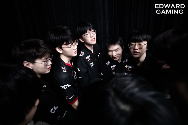 彩的传球与 彩的传球与